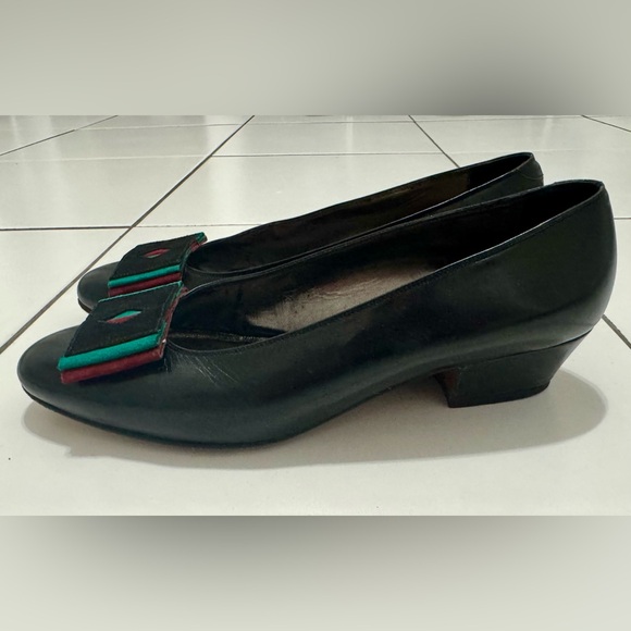 VINTAGE Italian Genuine Leather Black Pumps, Size 7 1/2 (38) - Picture 8 of 11